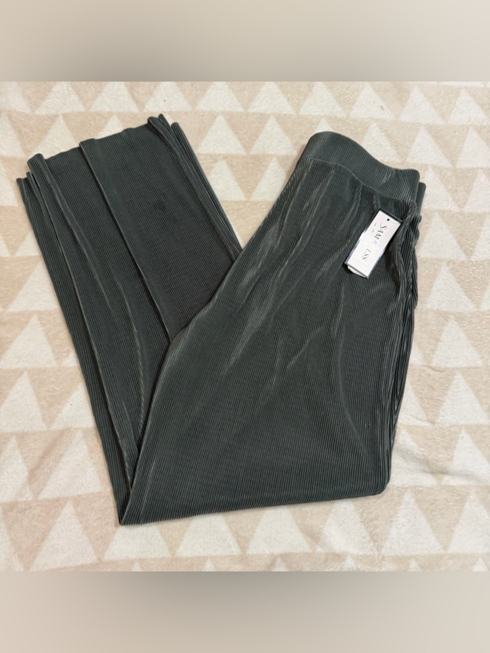 Sam and Jess green textured pull on pants